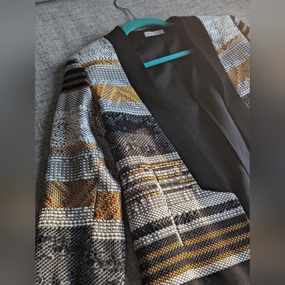 Opulence Trendy Stylish Jacket - Picture 6 of 12